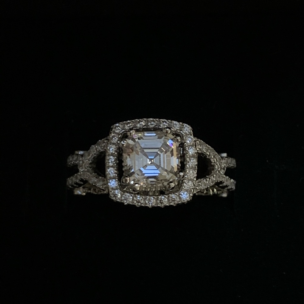 Suzy Levian Silver Zirconia Ring - Size 5.5